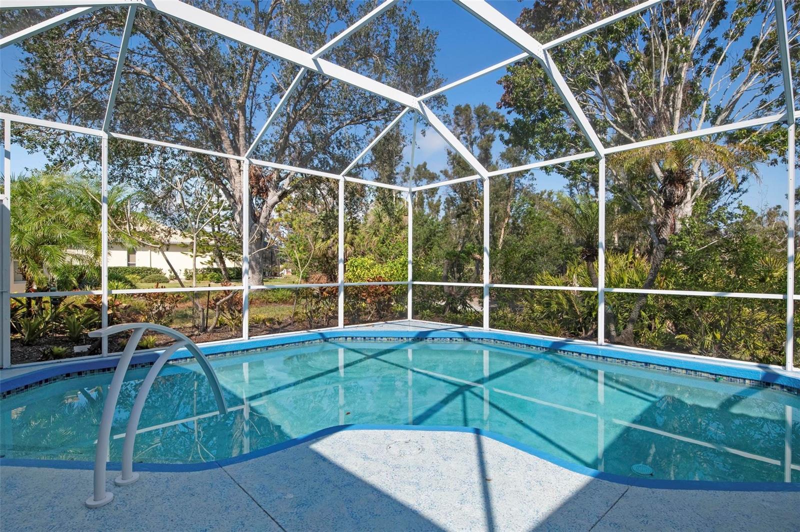 707 PETREL WAY photo 3