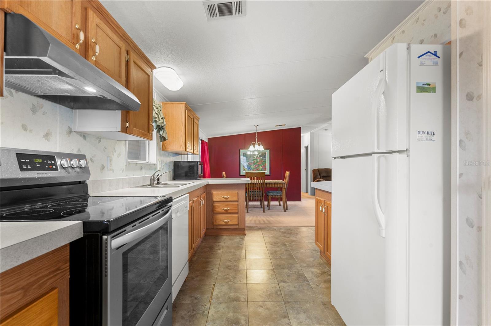 1000 KINGS HWY #372 photo 4