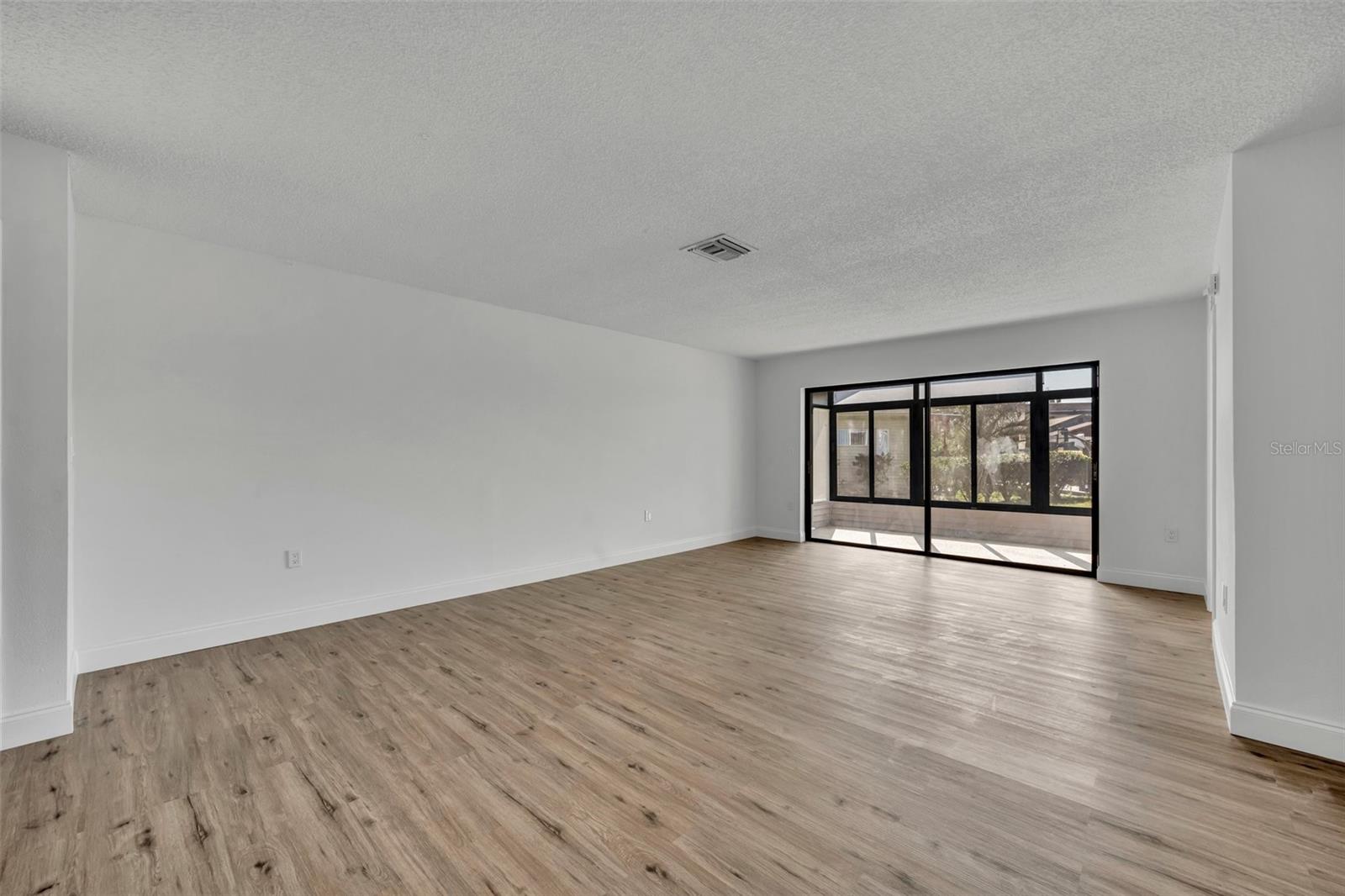 4522 MARINE PKWY photo 2