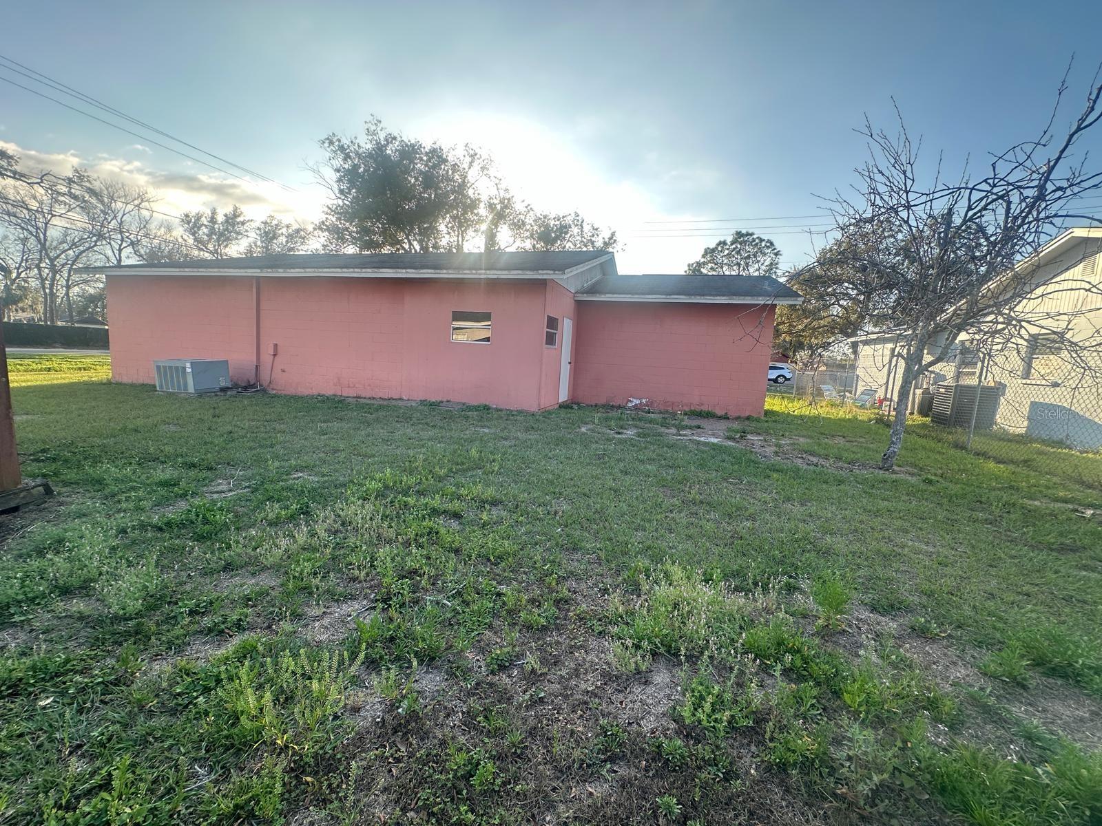 1302 HIGHVIEW RD photo 3