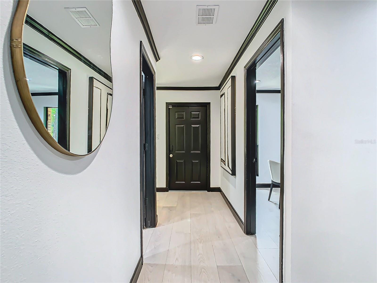 409 MONTGOMERY RD #121 photo 3