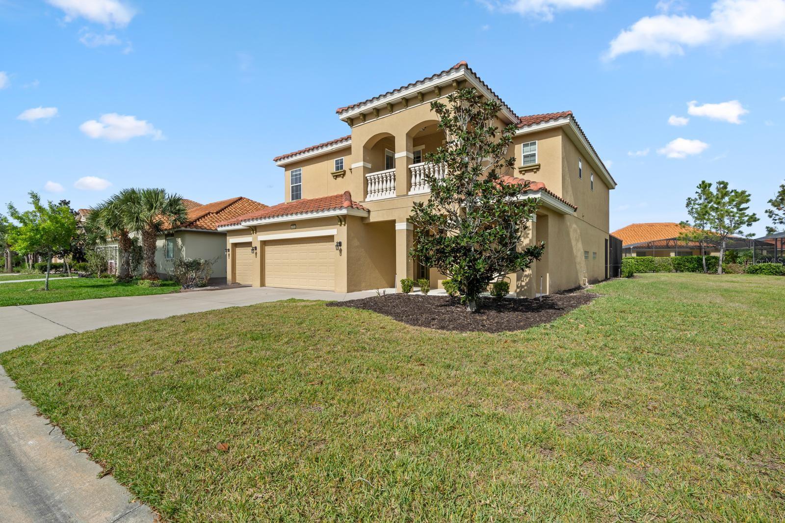 4164 OAKTREE DR — home for sale