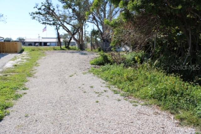 2206 PARK RD photo 4