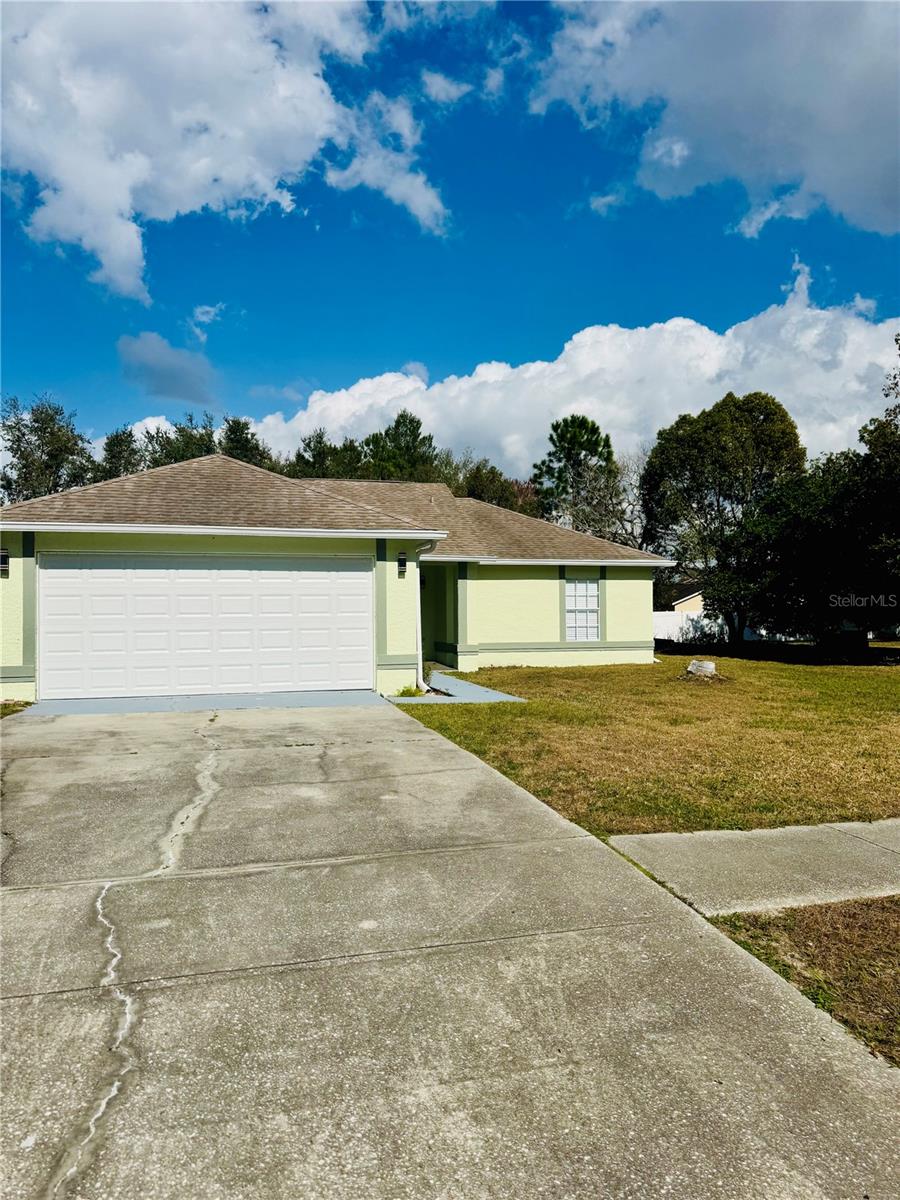 9151 BAY DR photo 3