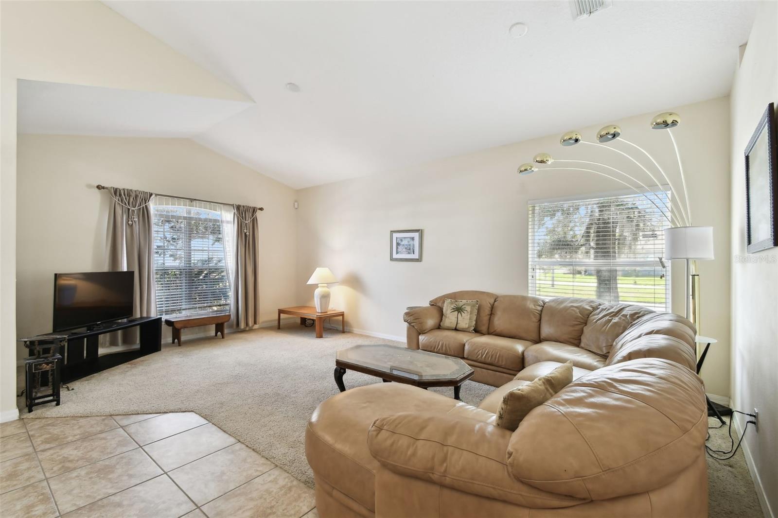 2136 SHADOW CREEK DR photo 5