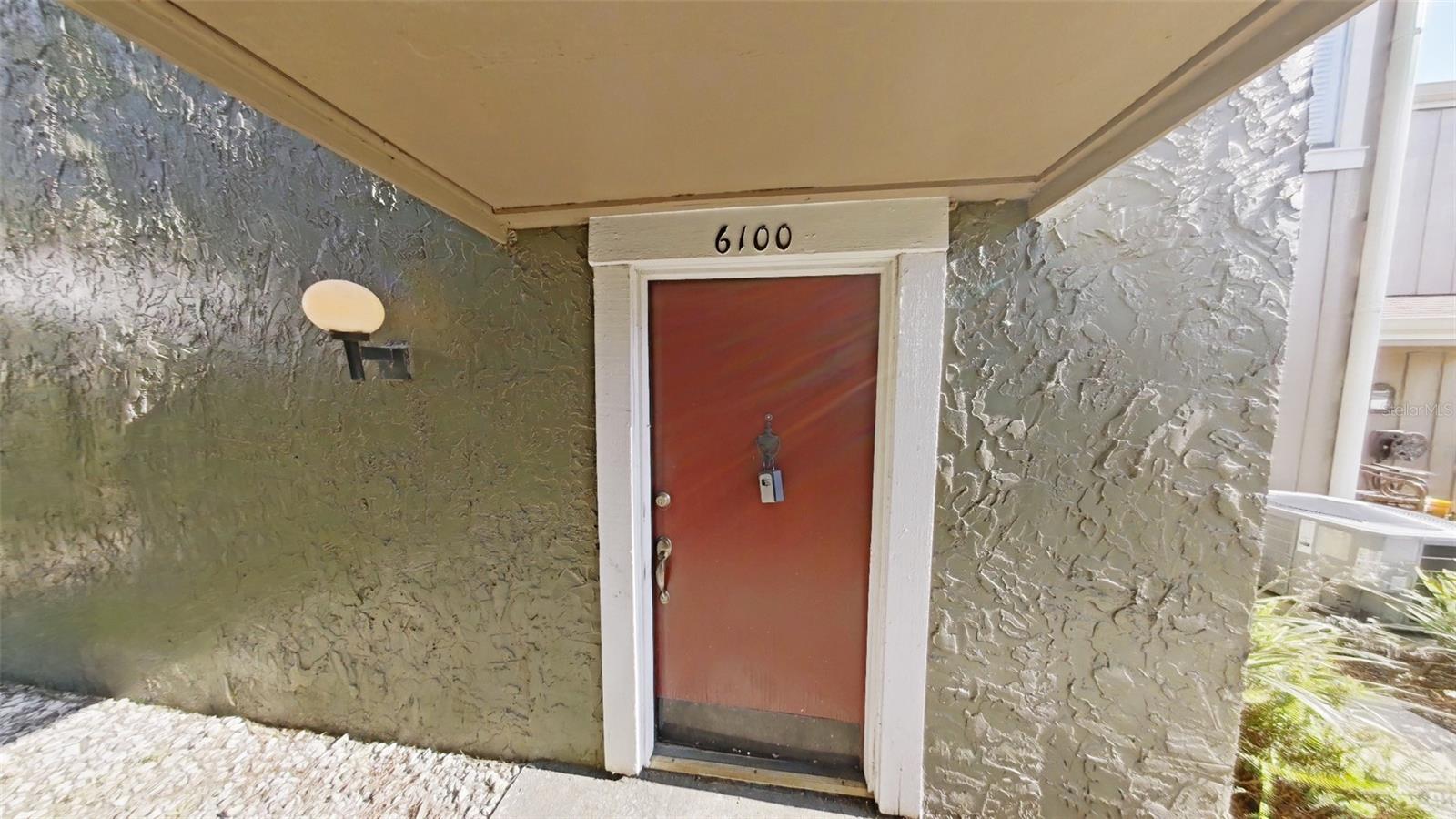 6100 PEREGRINES AVE #6100 photo 2