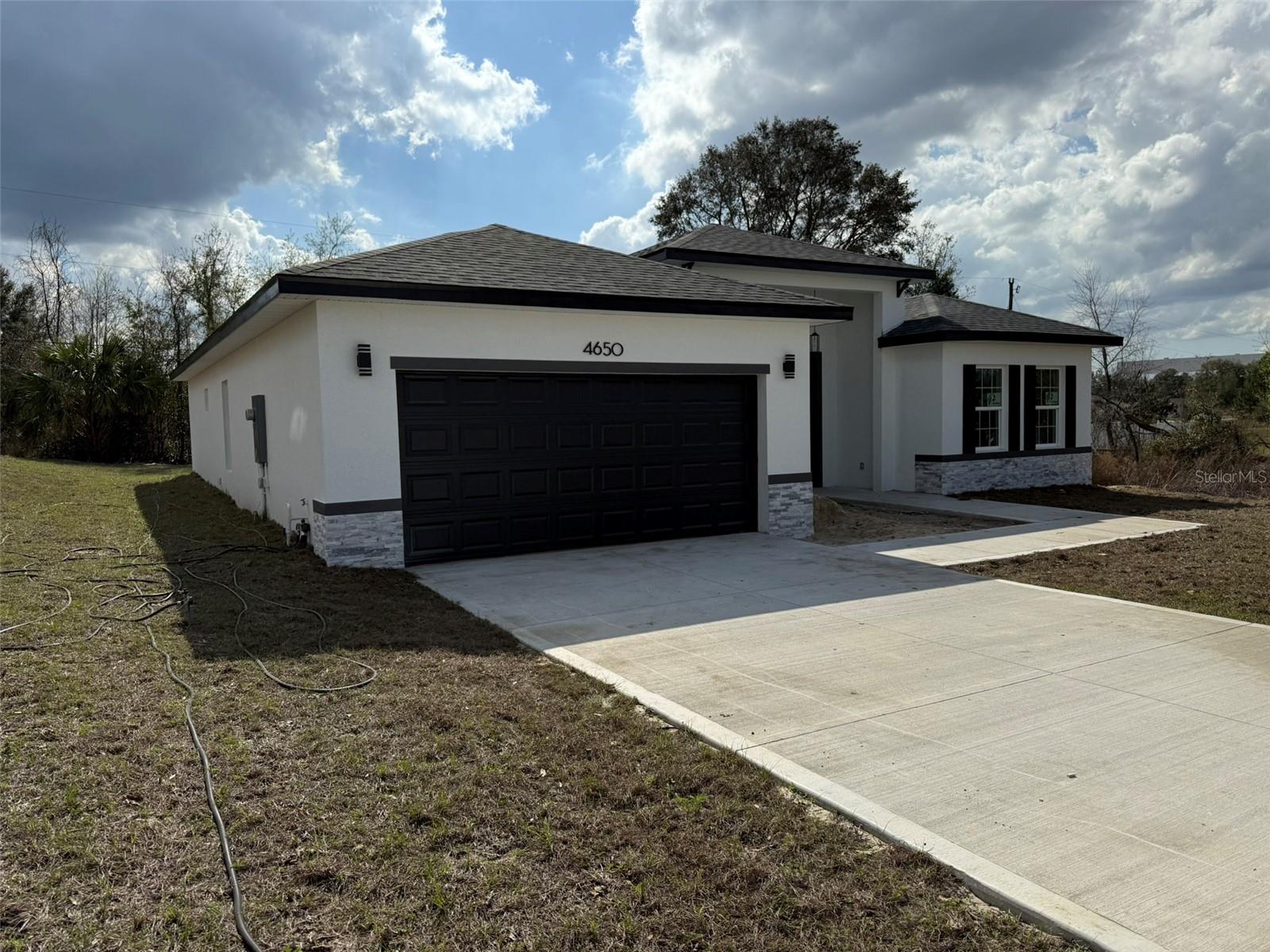 4650 SW 139TH PL photo 2