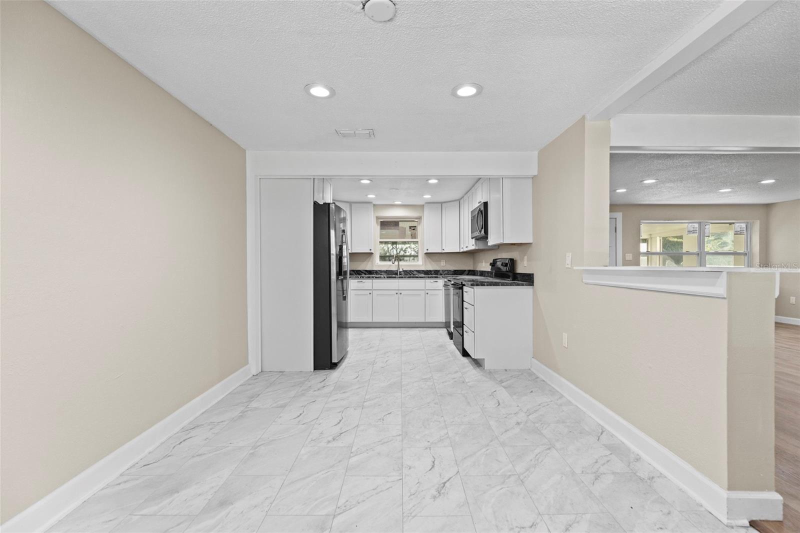 103 S FLAGLER AVE photo 5