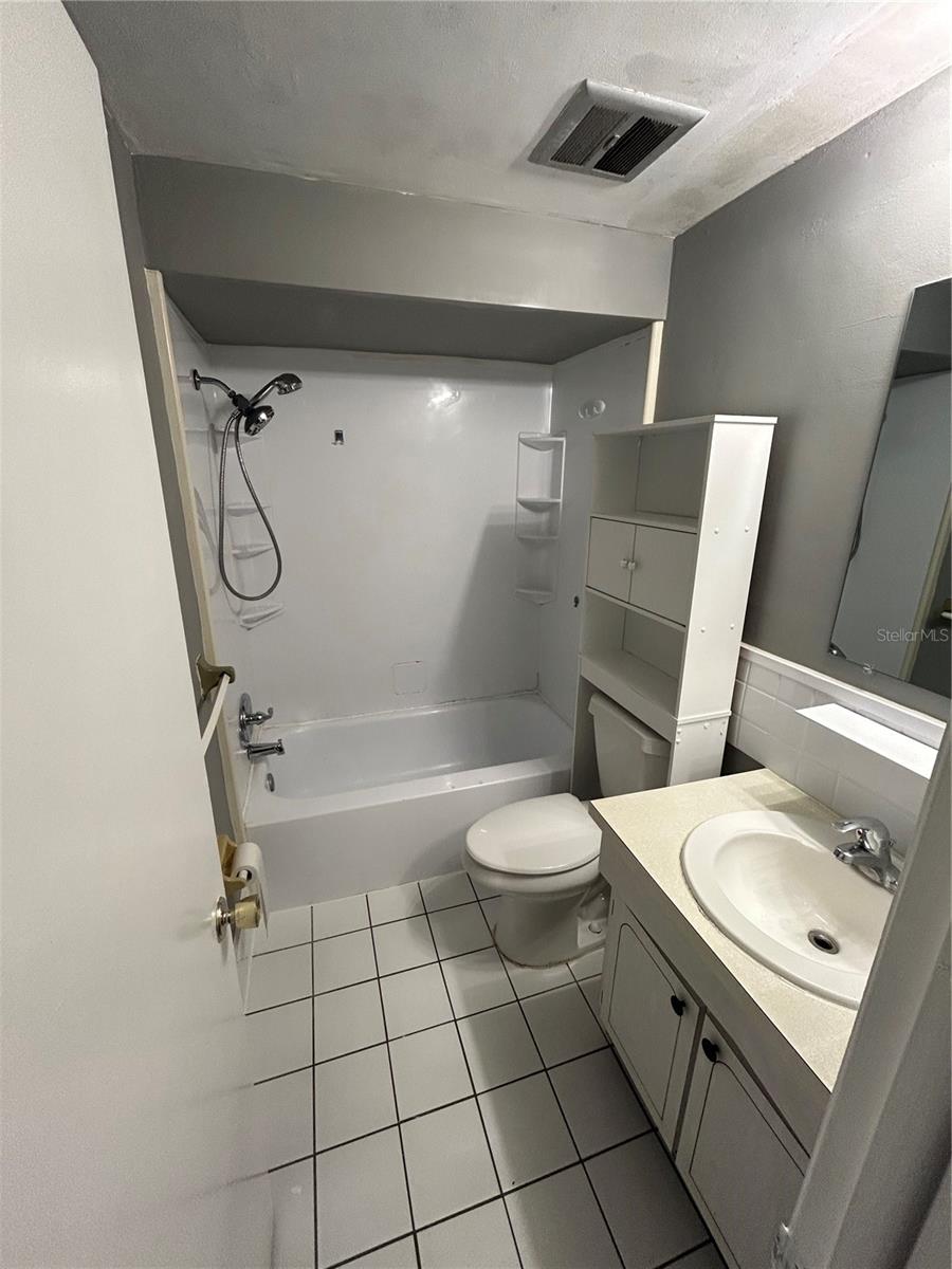 4221 SHELDON PL photo 2