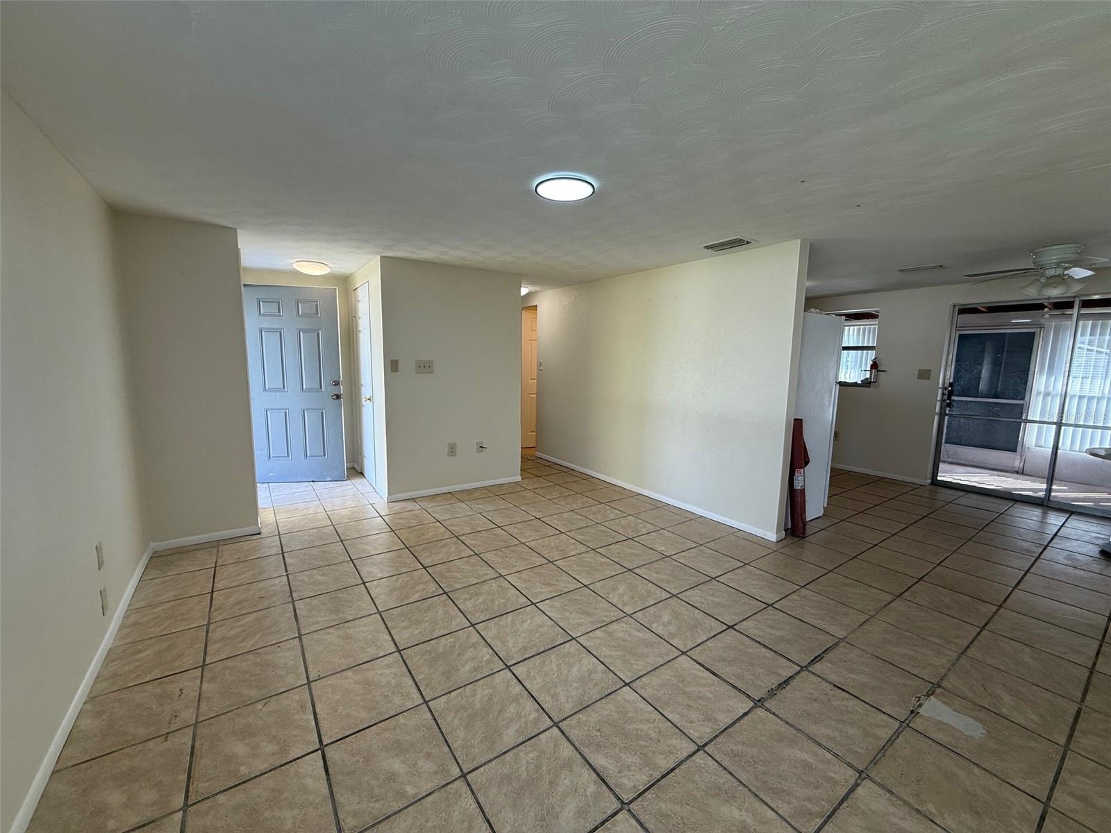 5405 RIVERSIDE DR photo 3