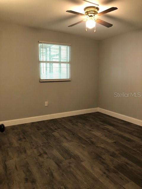 5520 OCEANIC RD photo 4