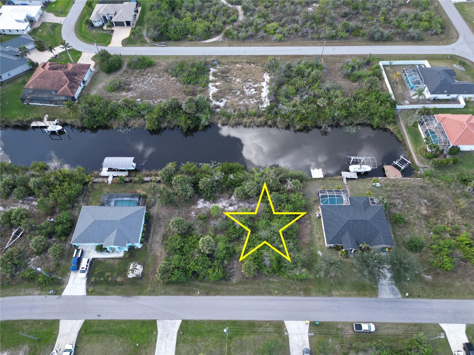 10039 LEBANON DR photo 3