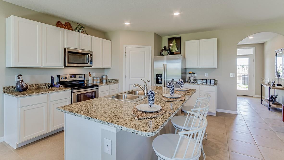 7128 SE 113TH LN photo 5