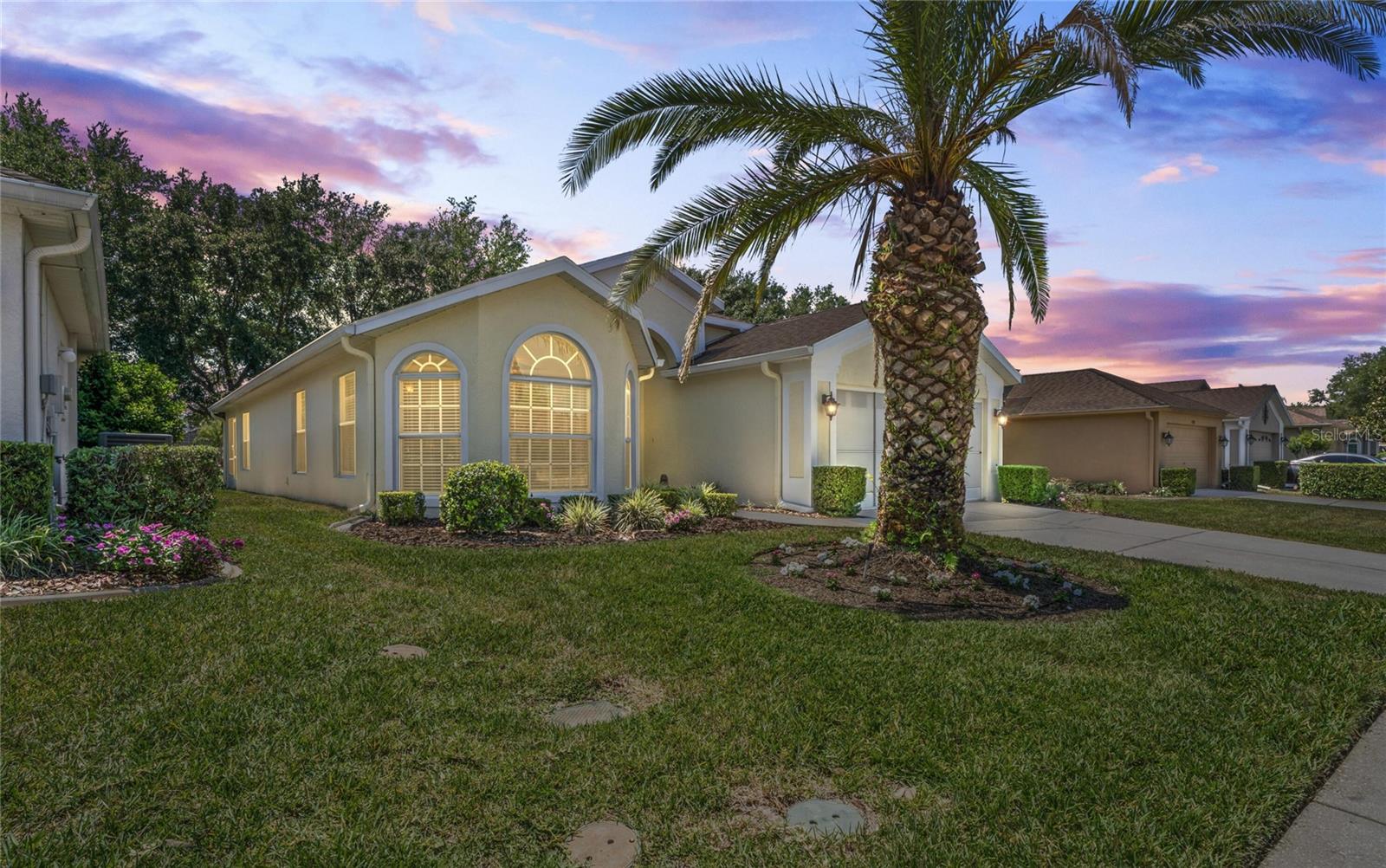 456 GREENWICH CIR photo 2