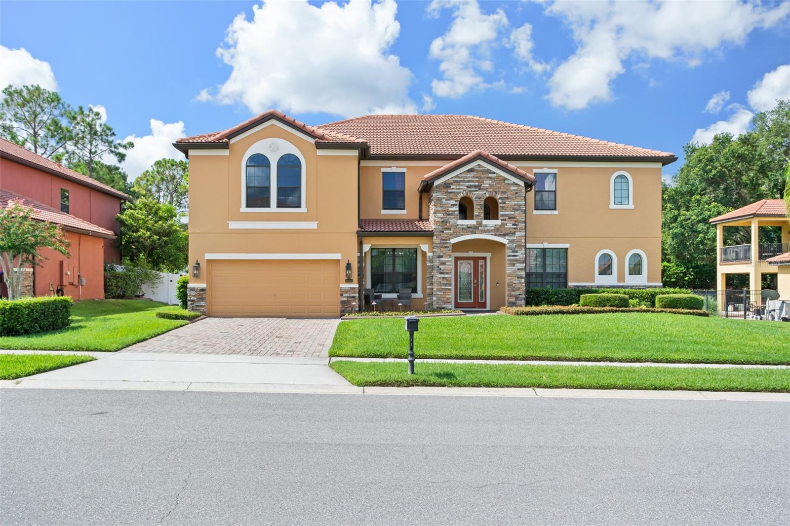 Single Family Residence