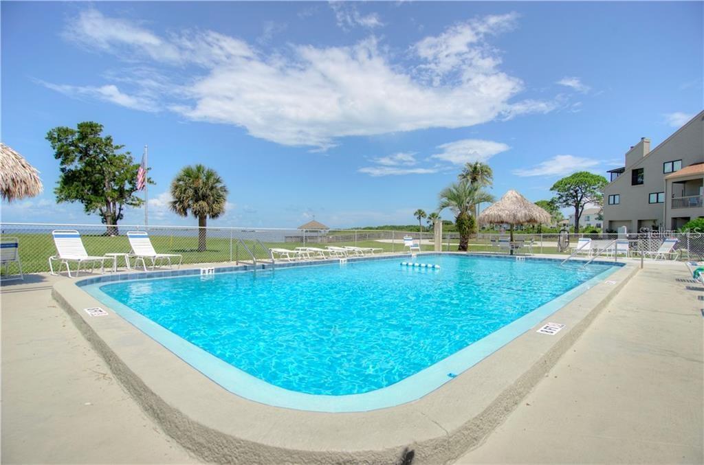 25 WINDRUSH BAY DR #25 photo 2