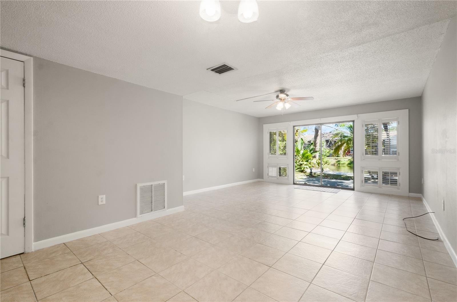 6114 PEREGRINE AVE #D03 photo 5