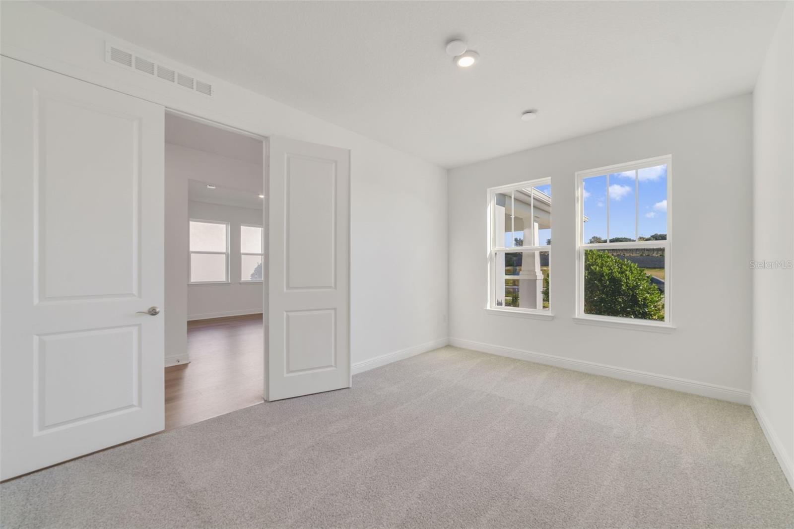447 VENETO CIR photo 4