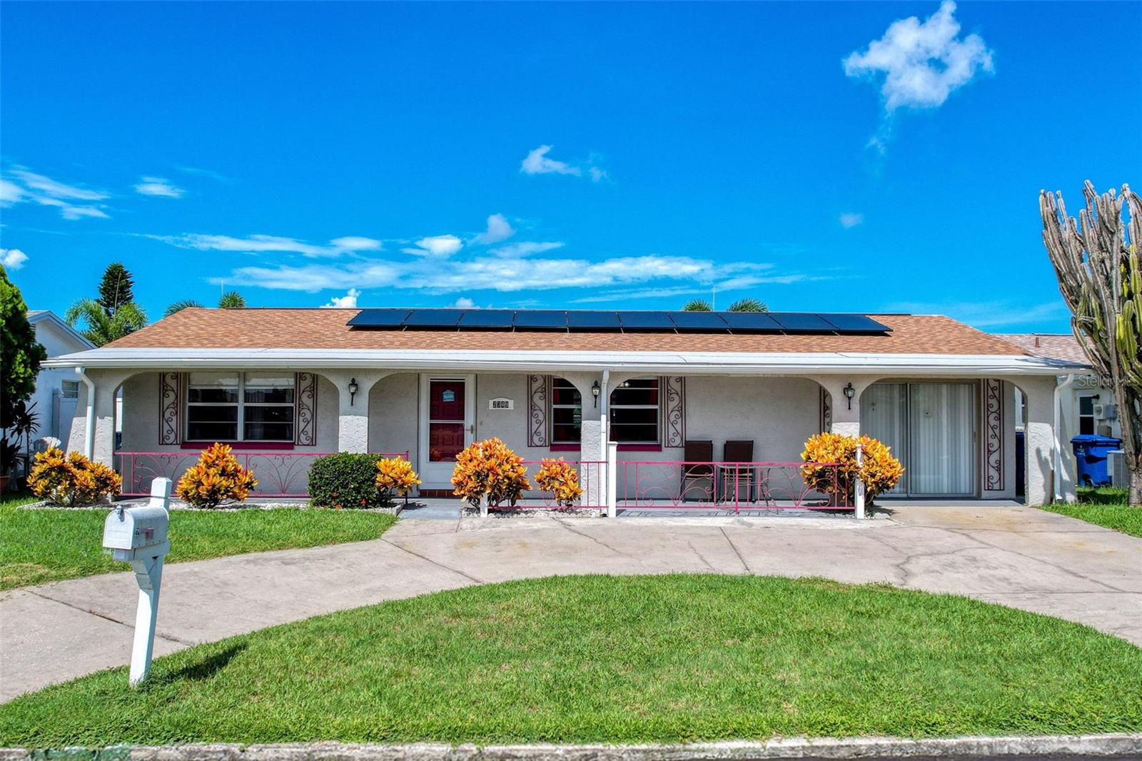 2349 HAMA DR photo 5