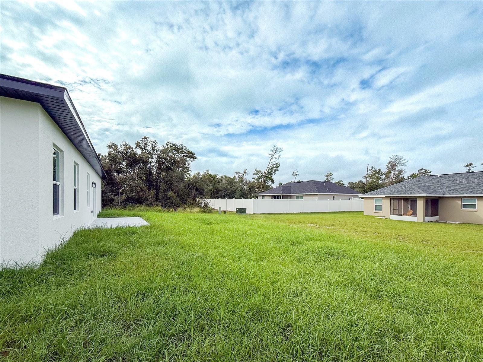 15716 SW 46TH AVENUE RD photo 4