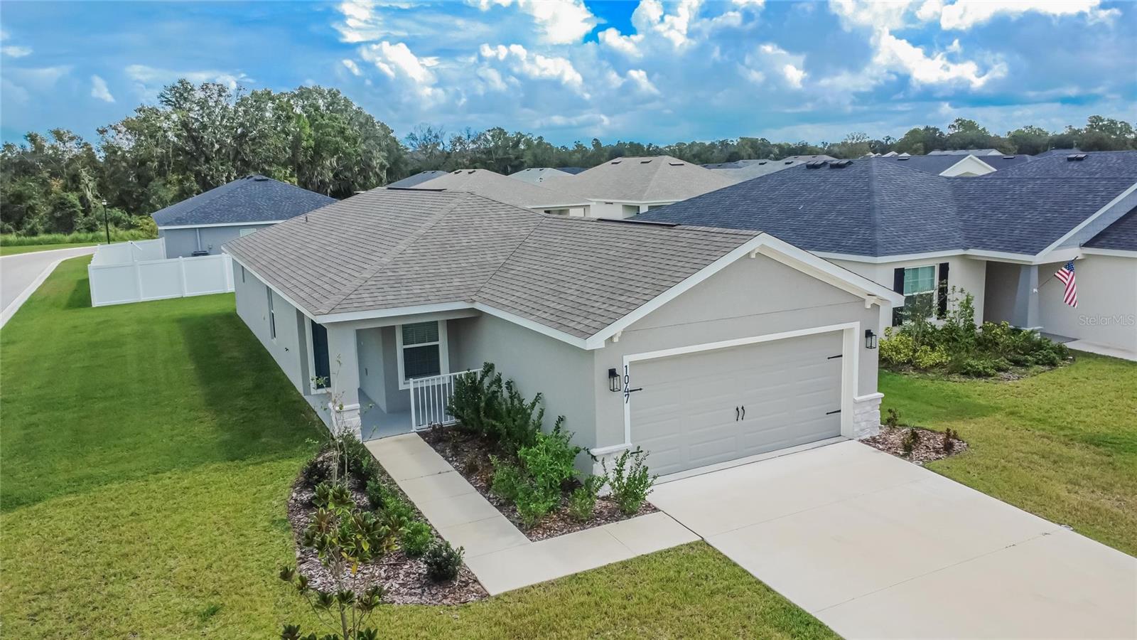 1047 ARUBA AVE — home for sale