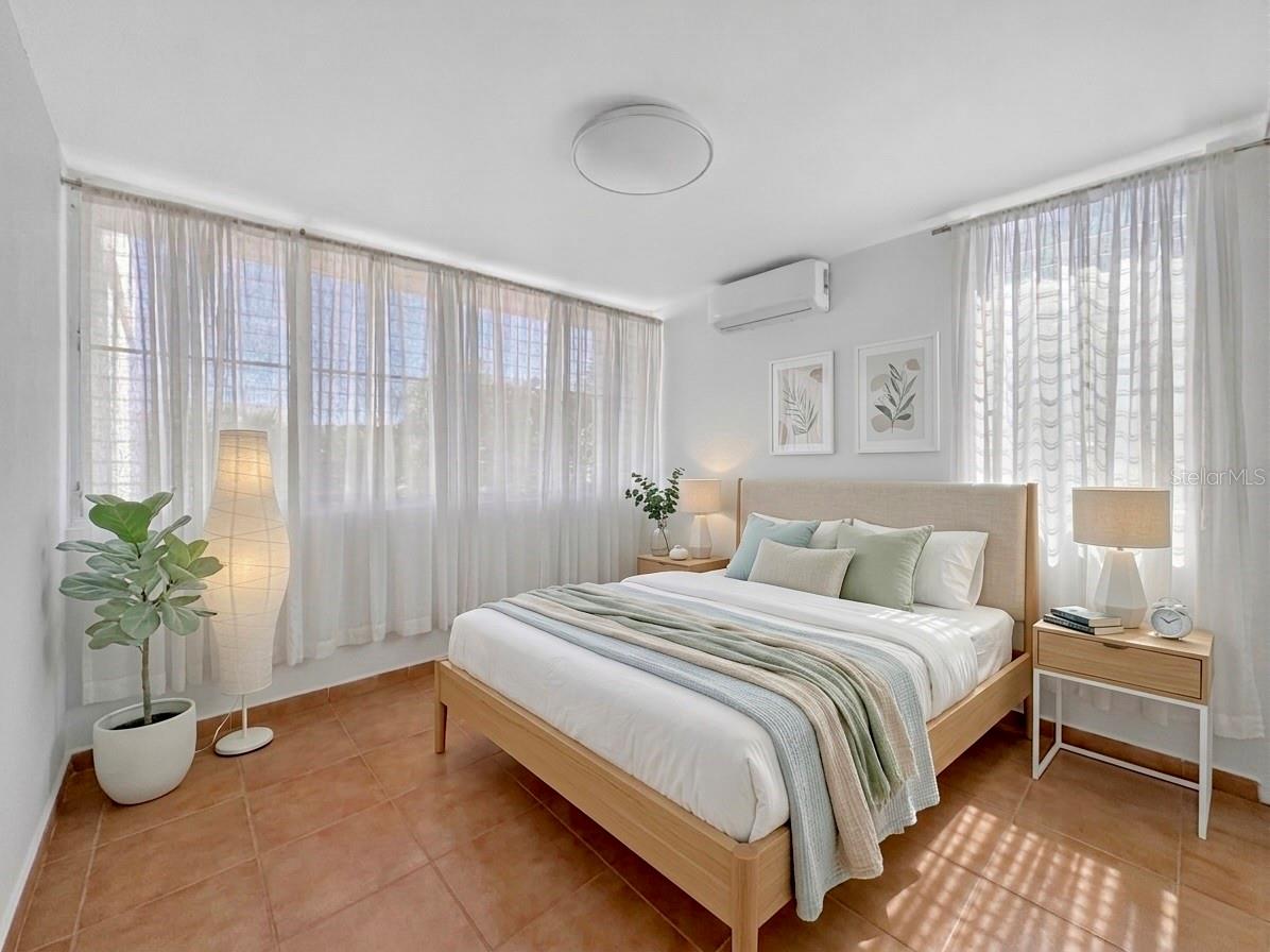 F-23 TOPACIO ST. URB PASEO REAL photo 4