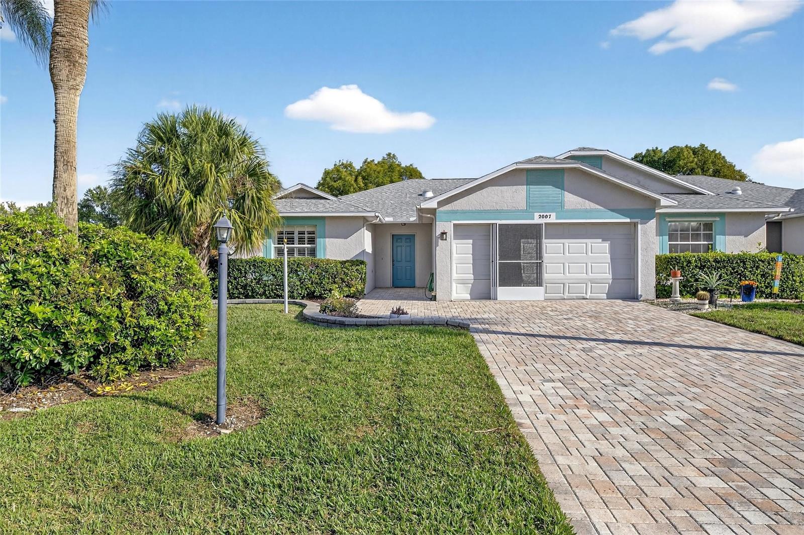 2007 W DEL WEBB BLVD photo 3