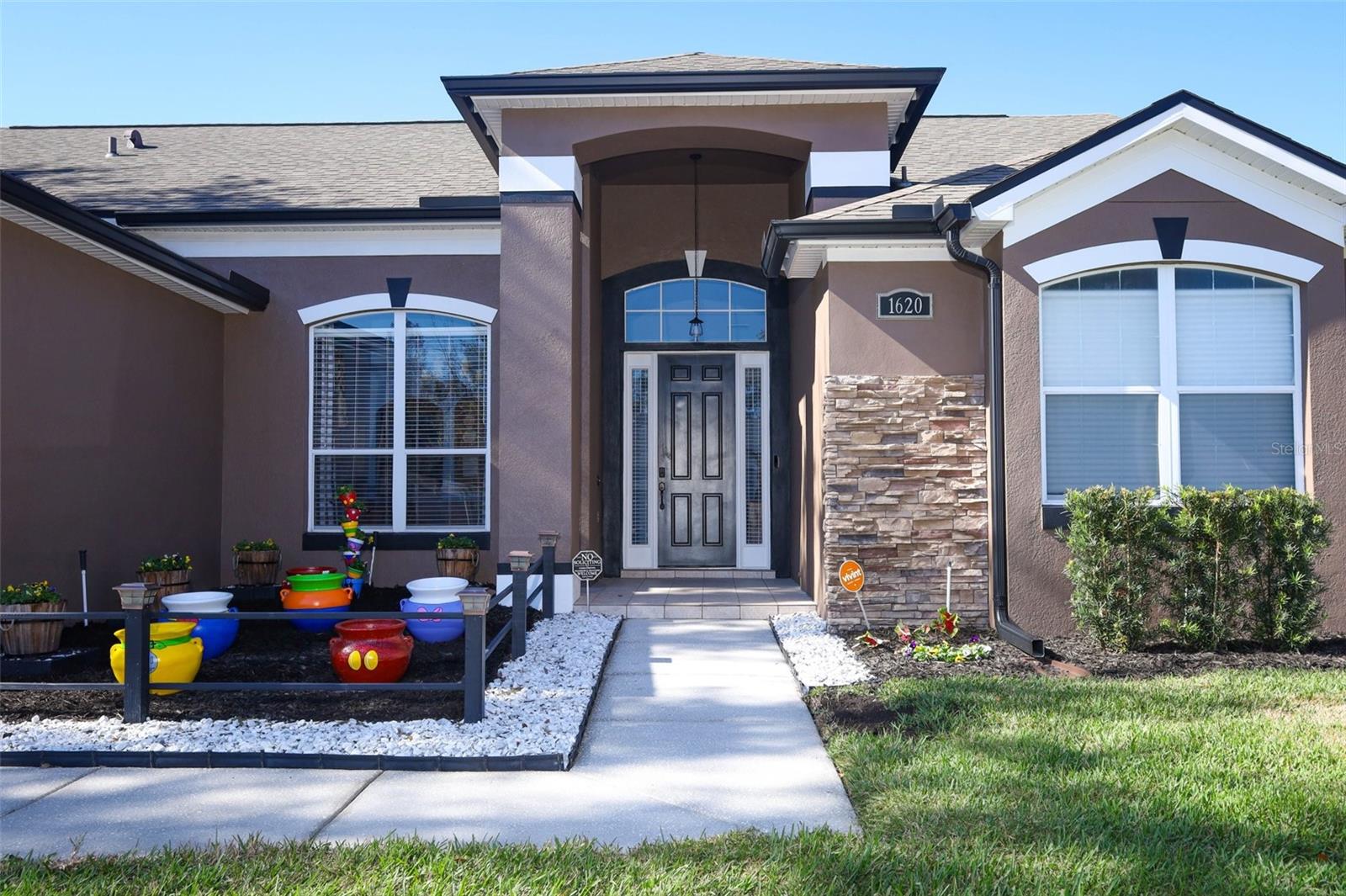 1620 PARKGLEN CIR photo 2