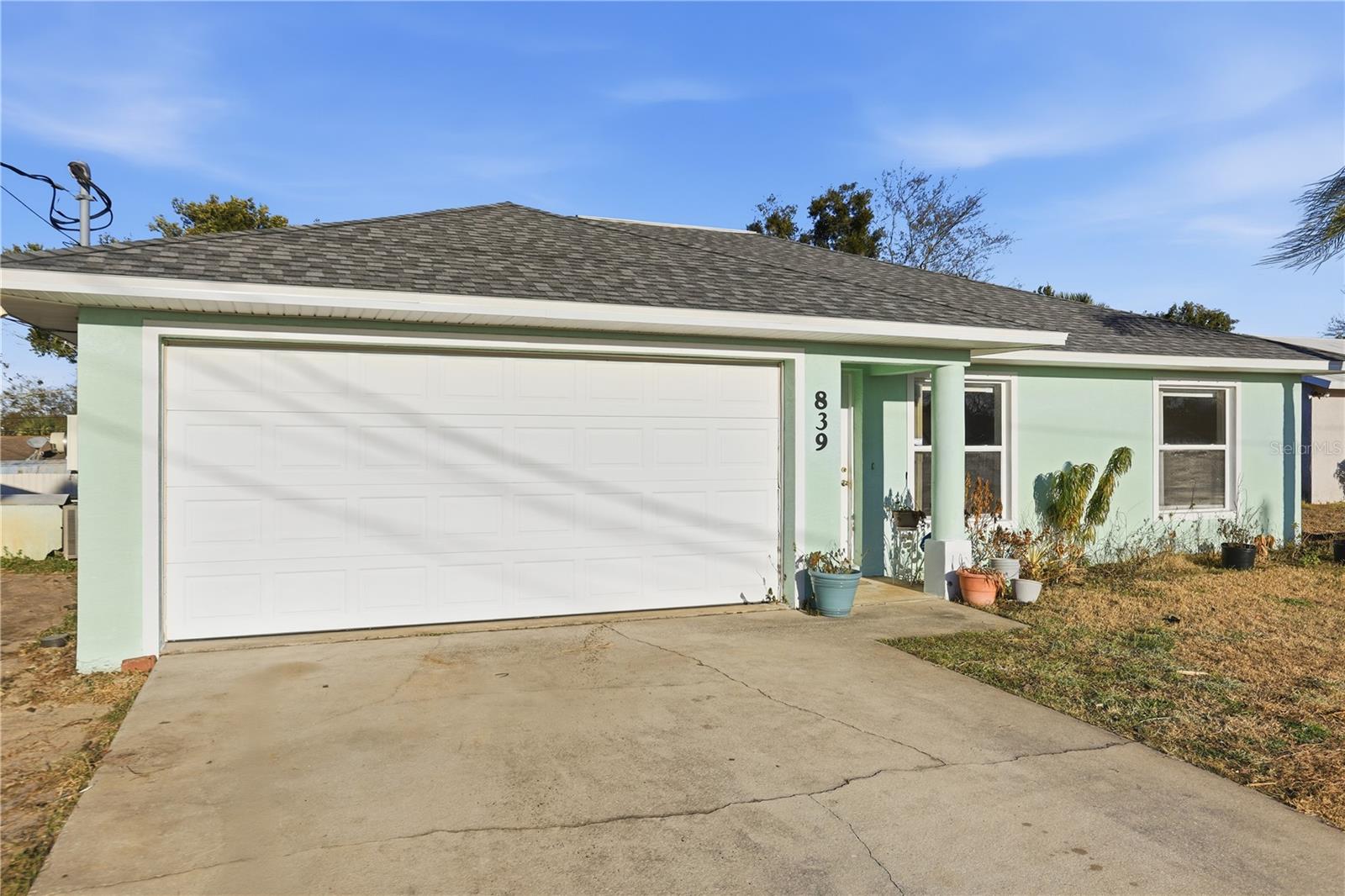 839 HOLLYWOOD ST photo 2