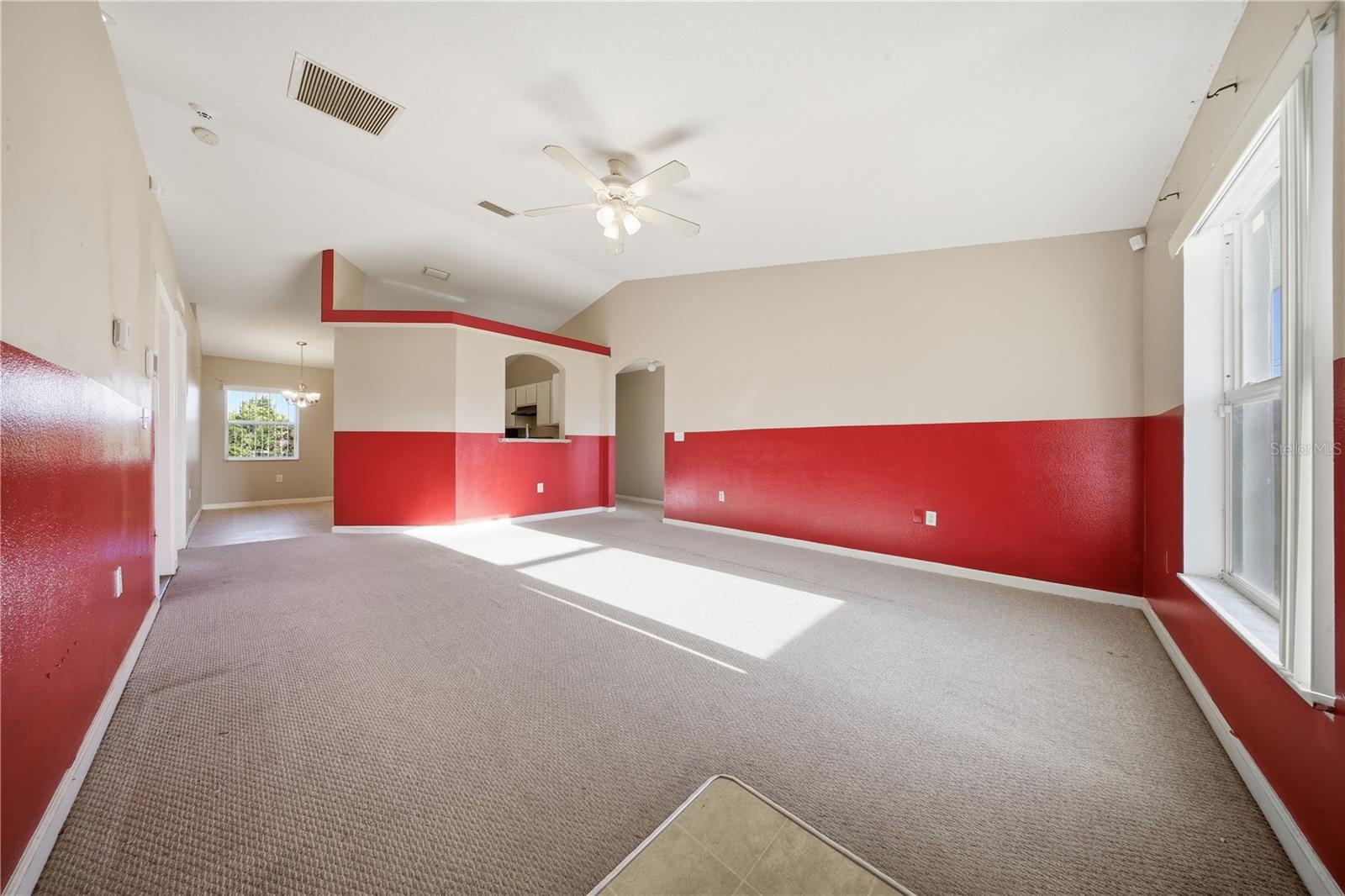 839 HOLLYWOOD ST photo 3