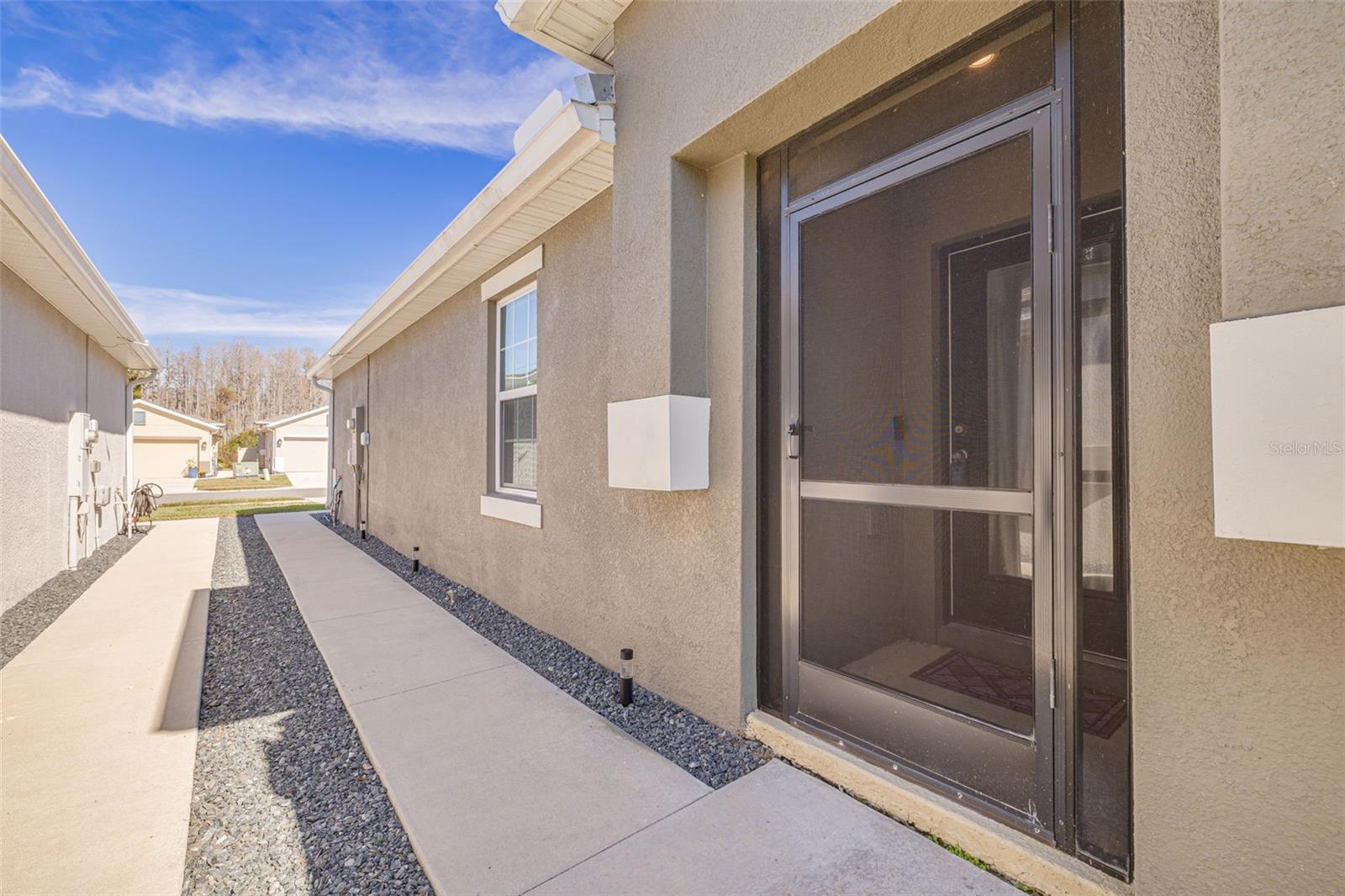 18158 TURNING LEAF CIR photo 3
