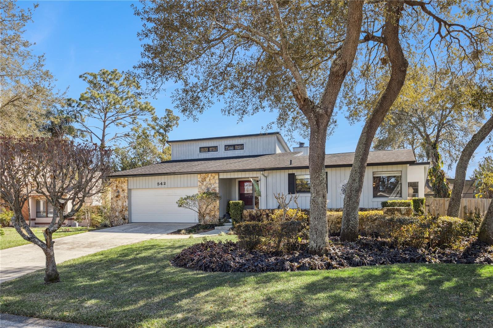 342 COBLE DR photo 2
