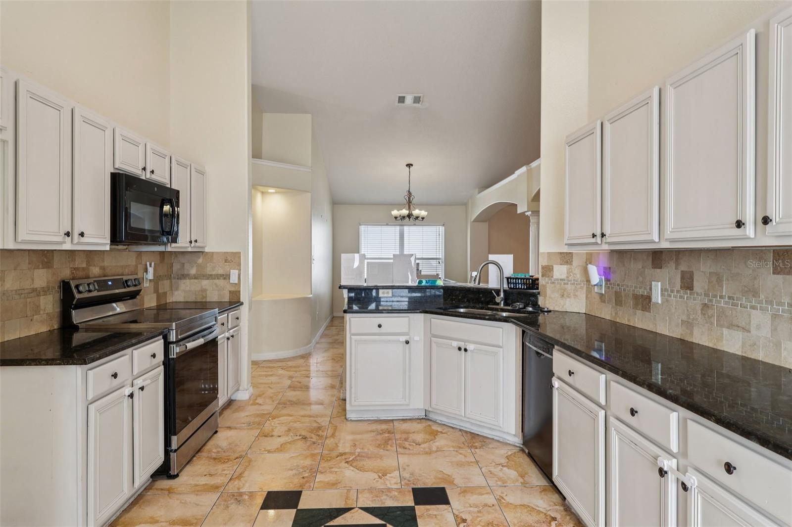 7903 OAKSTONE CT photo 2