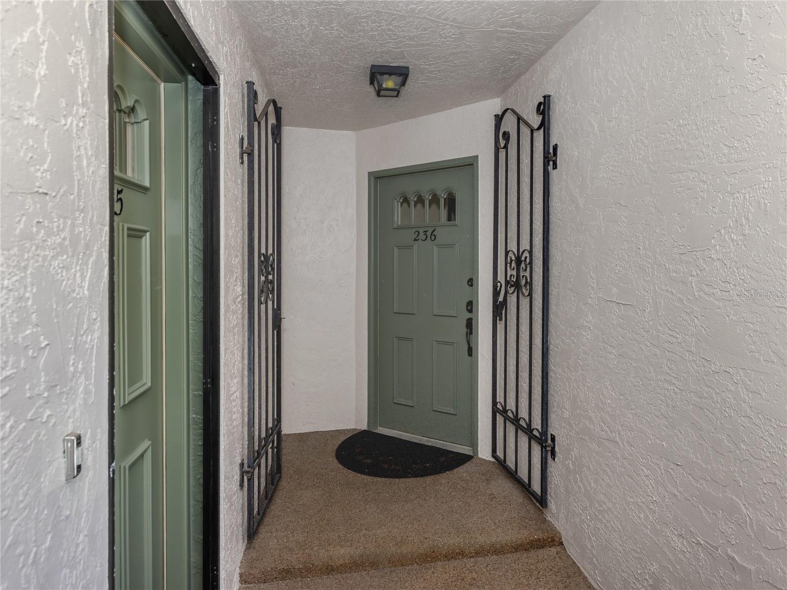 800 CAPRI ISLES BLVD #236 photo 3