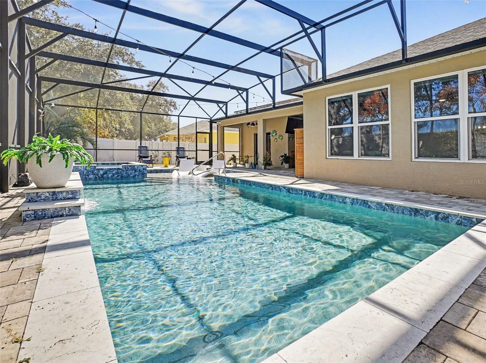 2260 PICKFORD CIR photo 3