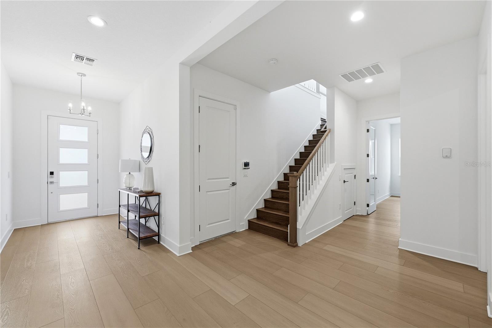 1031 GLORYLAND CT photo 4