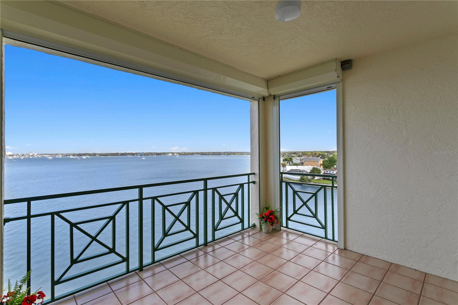 4717 DOLPHIN CAY LN S #507 photo 5