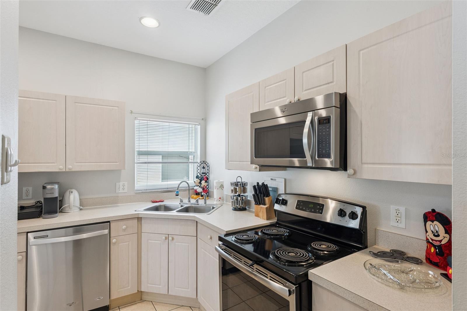 8152 SUN PALM DRIVE photo 3