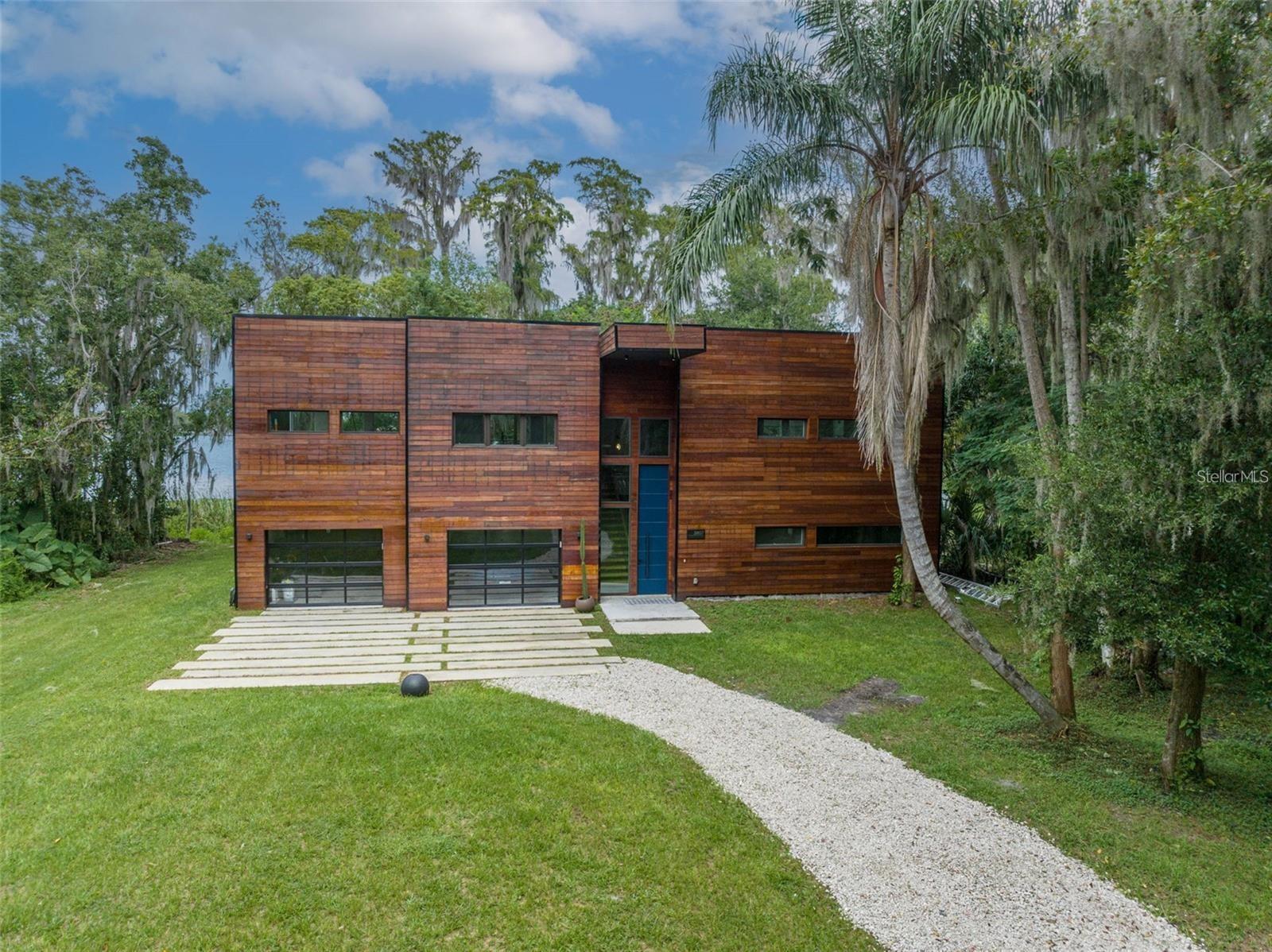 Single Family Residence