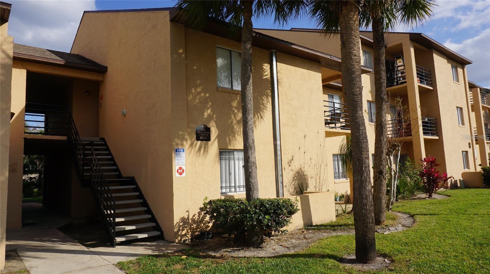 5219 VIA HACIENDA CIR #B209 photo 2