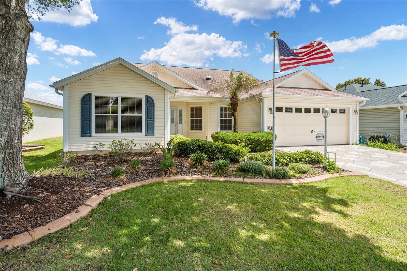 1253 GREENVILLE WAY photo 3