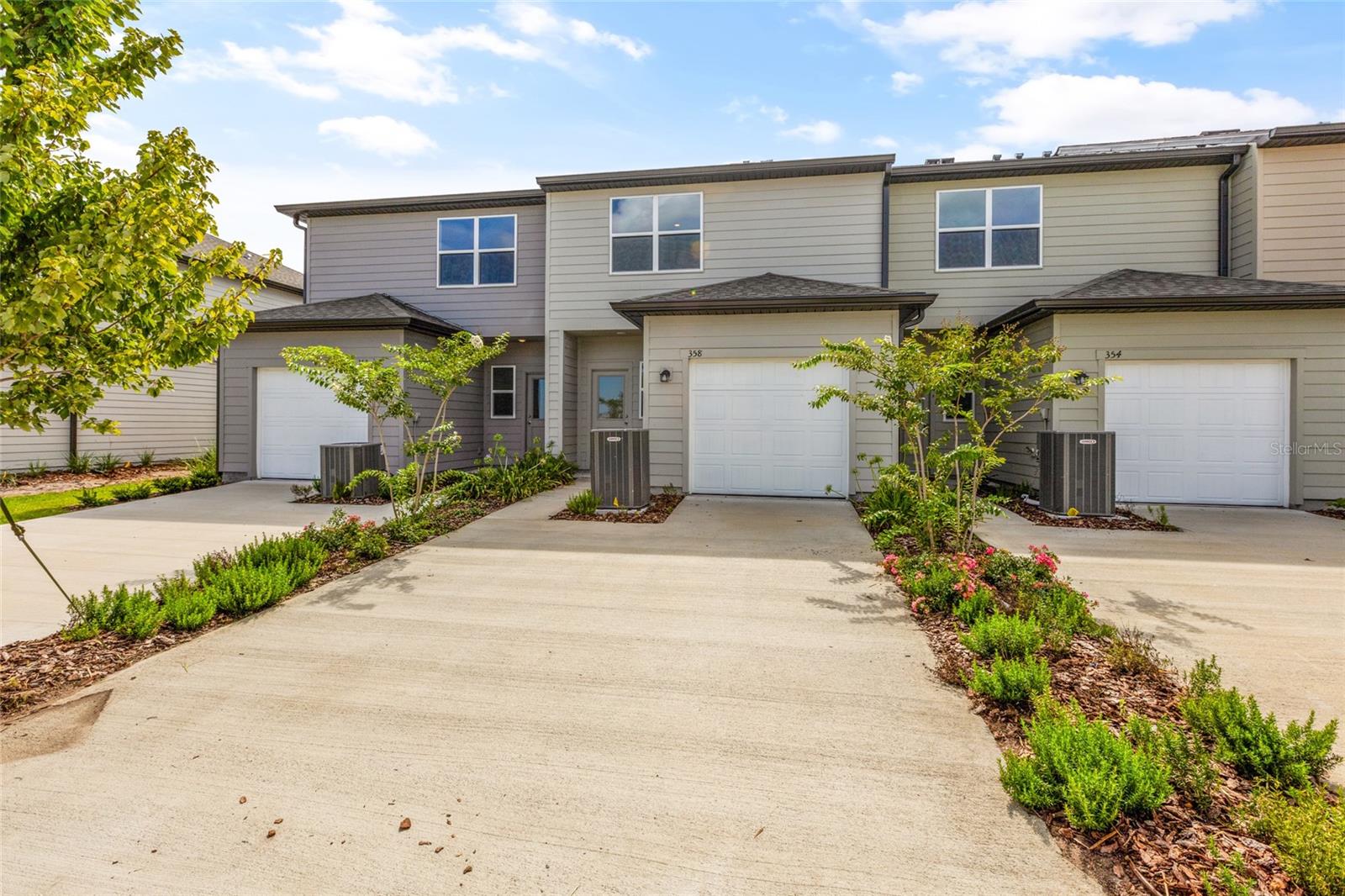 358 CADBERRY PL photo 3