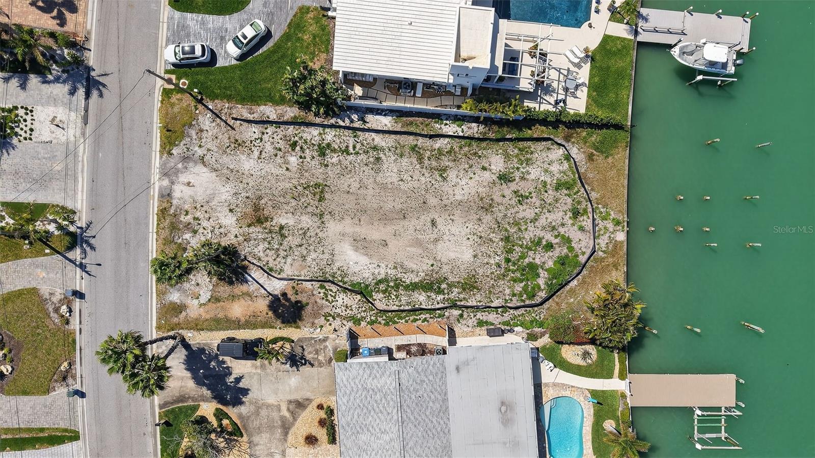 27 DOLPHIN DR photo 5