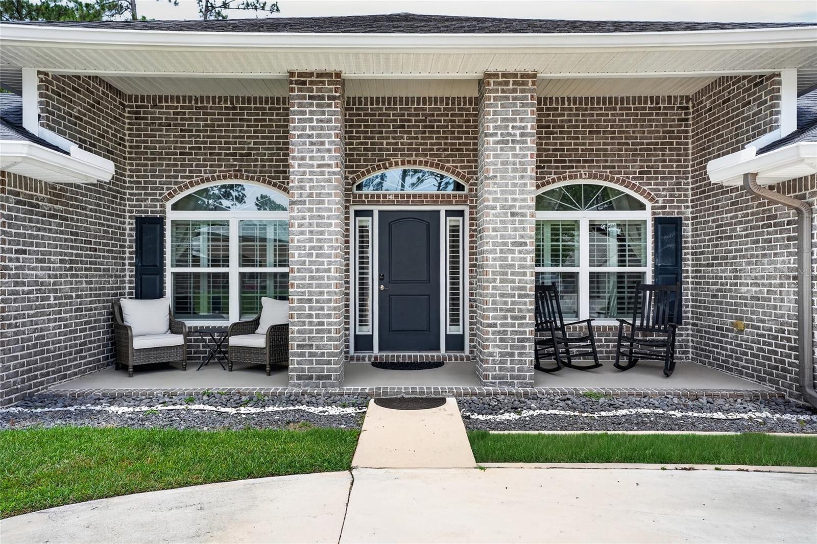 14 FARNELL LN photo 2