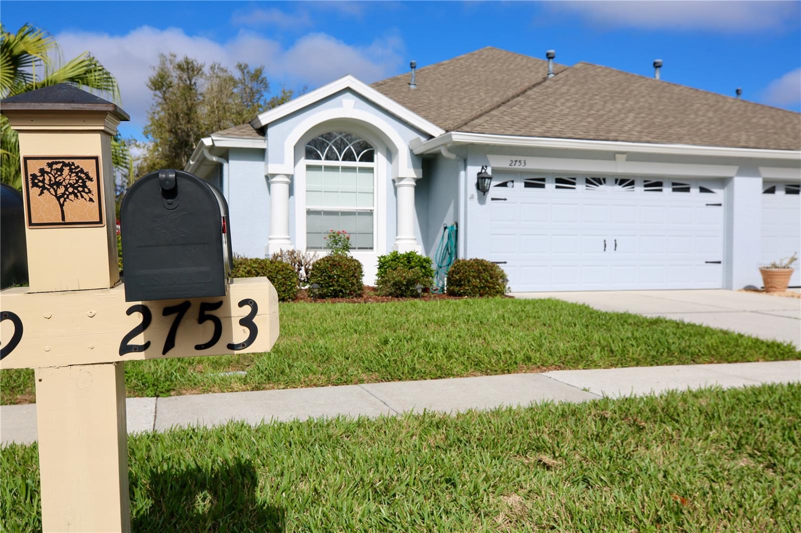 2753 TANGLEWYLDE DR photo 2