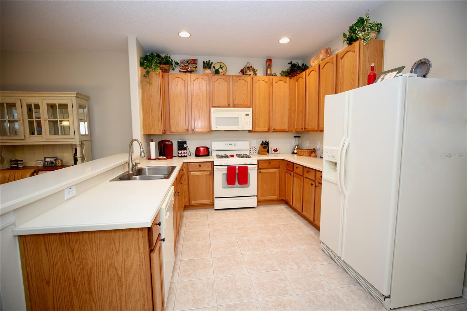 2753 TANGLEWYLDE DR photo 4