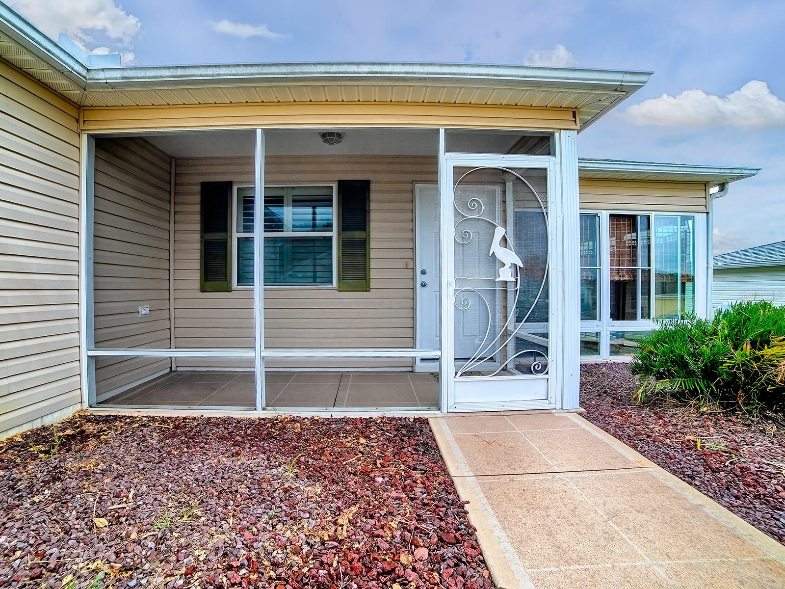 258 ARBELLA LOOP photo 4