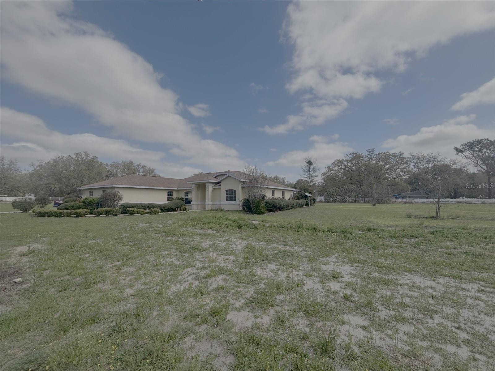 11435 SW 140TH AVE photo 2