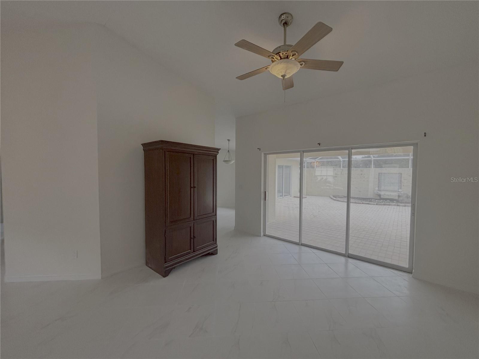 11435 SW 140TH AVE photo 5