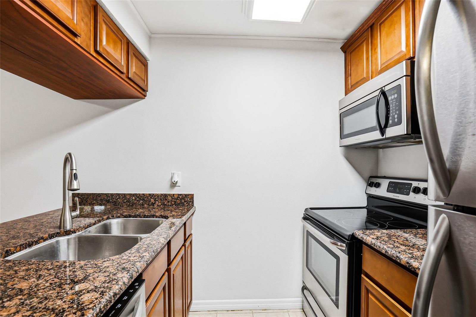 1799 N HIGHLAND AVE #5 photo 5